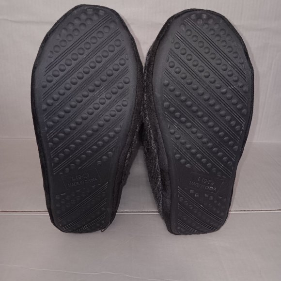 NY YANKEES INSPIRED KNIT SLIPPER BOOTS - Picture 6 of 7